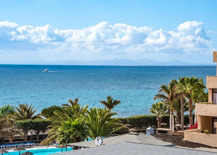 Beatriz Playa & Puerto del Carmen (Lanzarote)