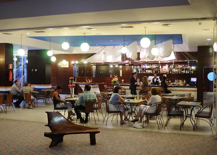 Beatriz Playa & מלון פוארטו דל כרמן