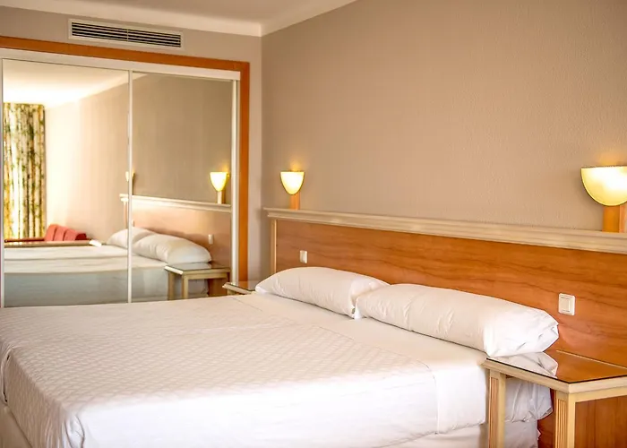 Beatriz Playa & Hotel