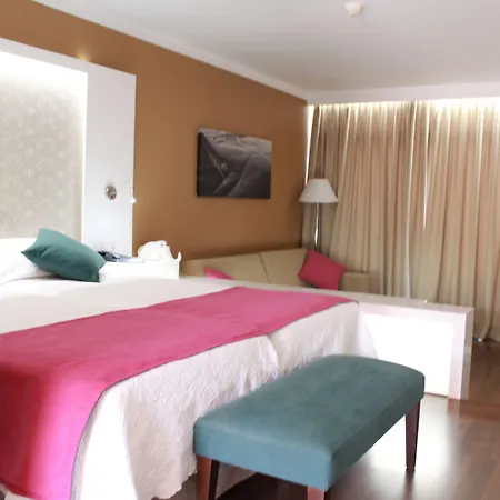 מלון Beatriz Playa & 4*