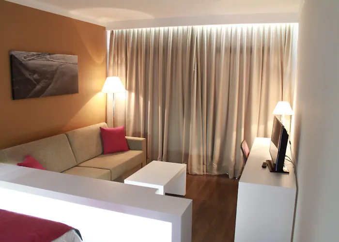 Отель Beatriz Playa & 4*